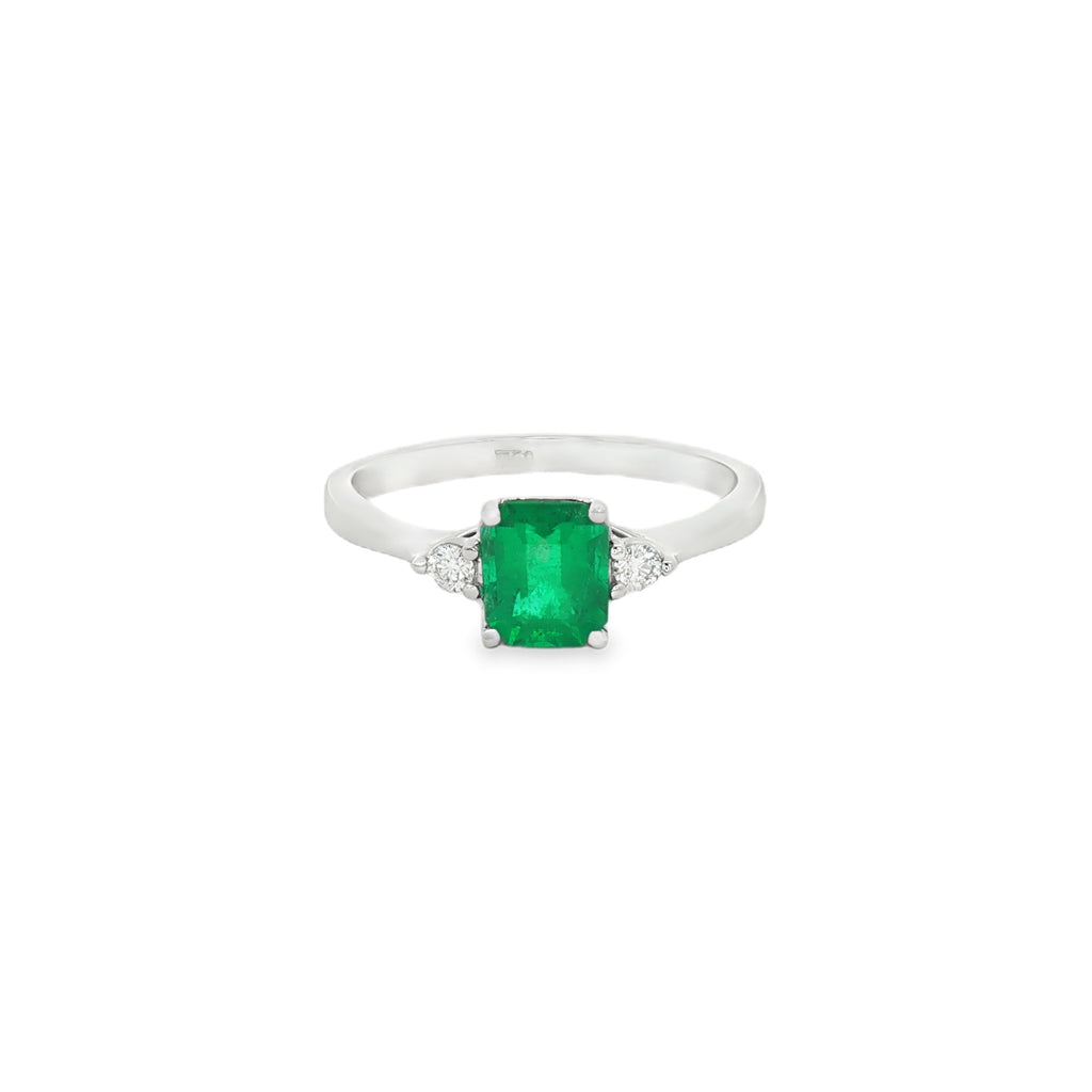 ANILLO CUADRADO CON ESMERALDA Y DIAMANTES