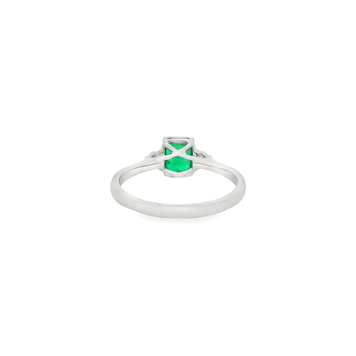 ANILLO CUADRADO CON ESMERALDA Y DIAMANTES