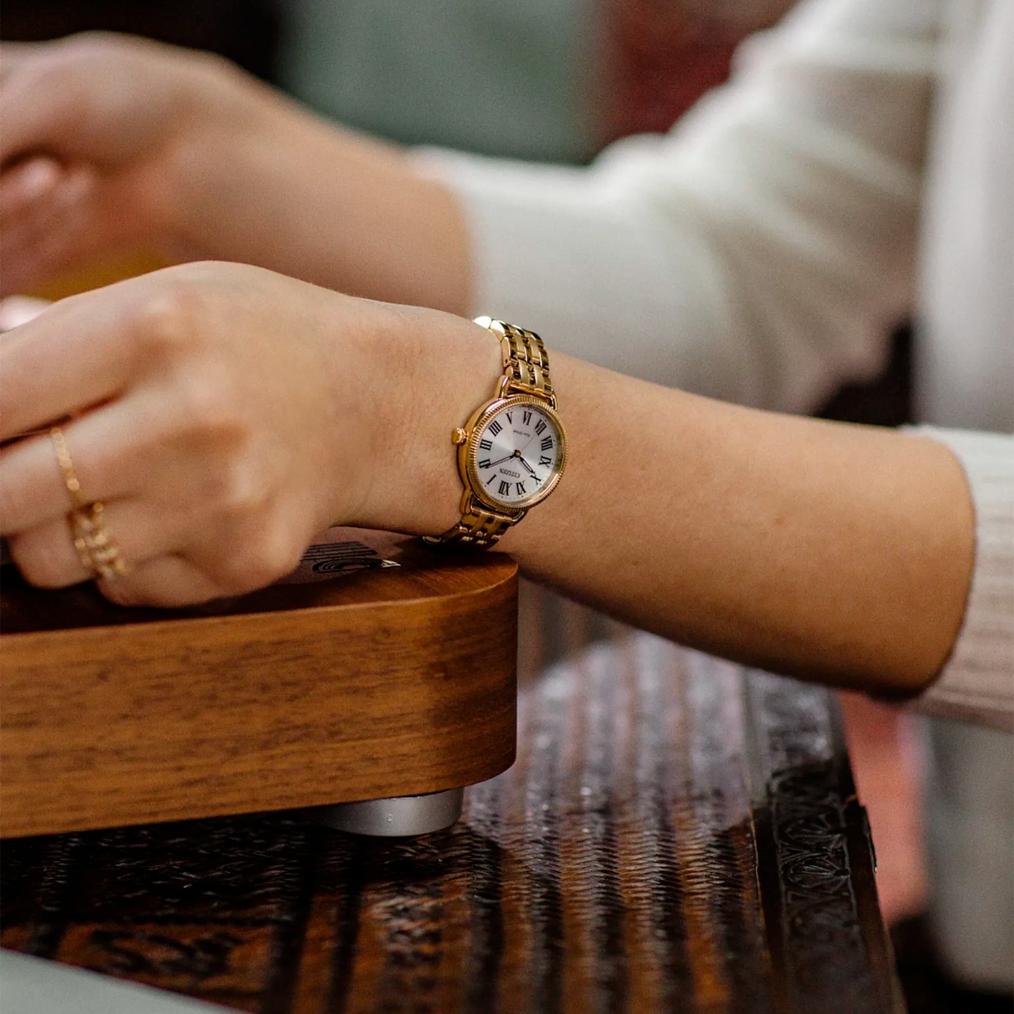 Reloj Citizen Classic Coin Edge Dama