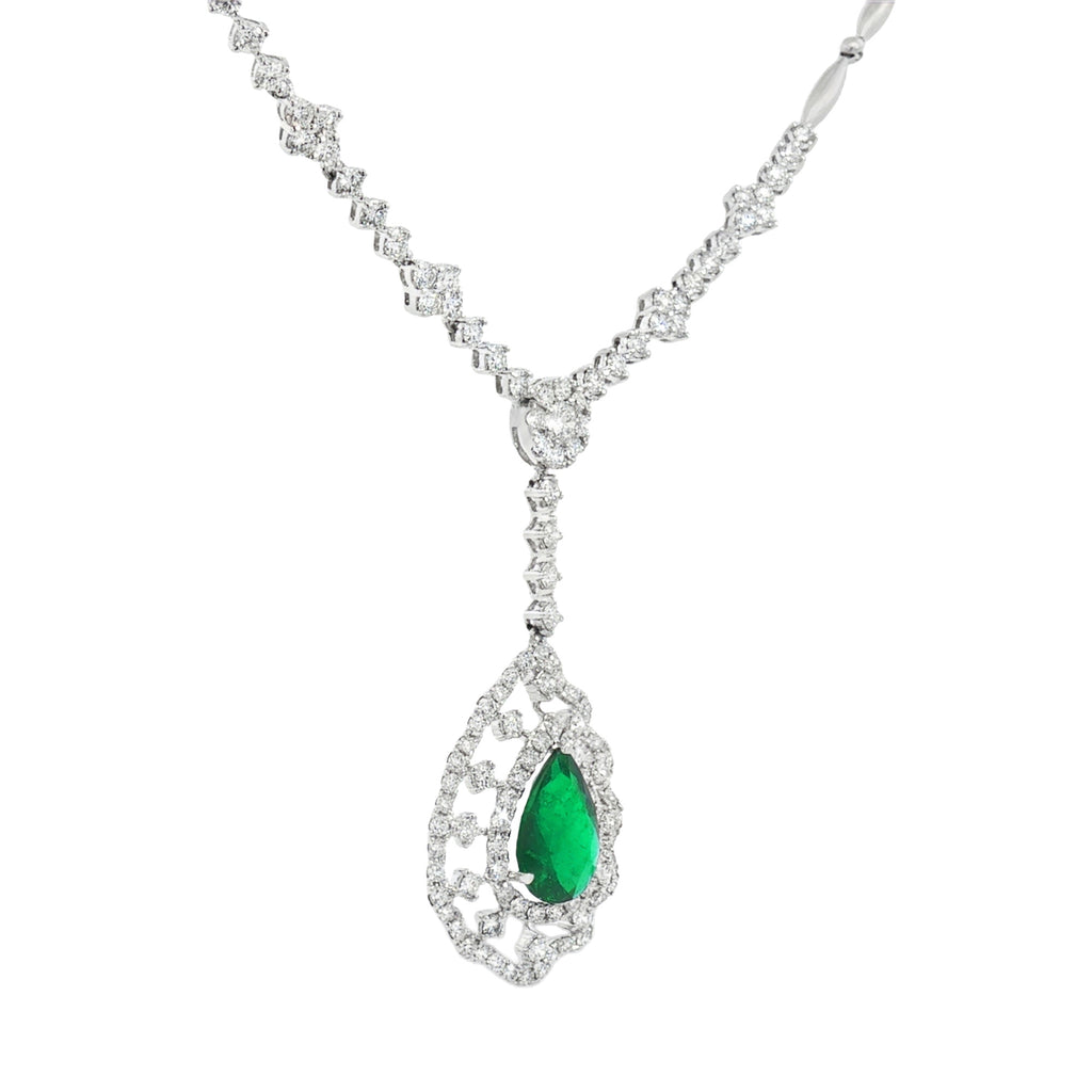 GARGANTILLA GOTA DE ESMERALDA Y DIAMANTES