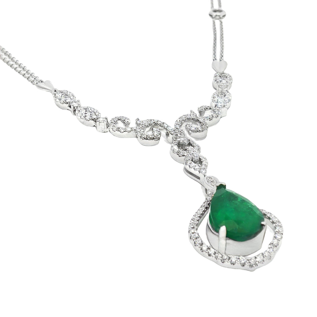 GARGANTILLA CON ESMERALDA Y DIAMANTES