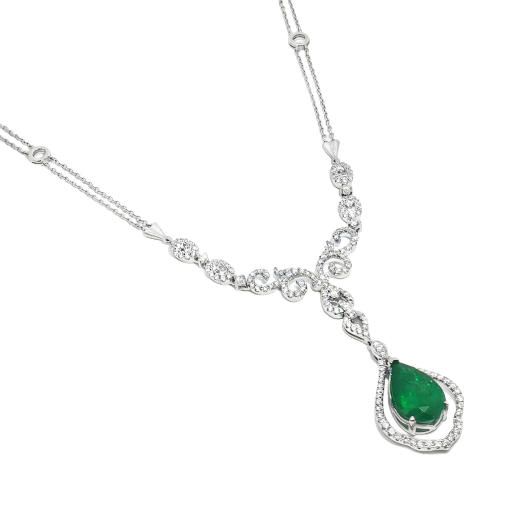 GARGANTILLA CON ESMERALDA Y DIAMANTES