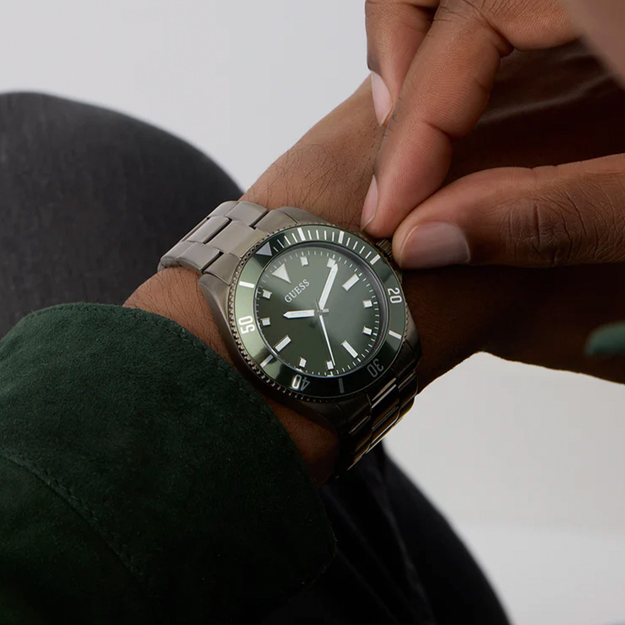 Reloj Guess  Cliff Caballero