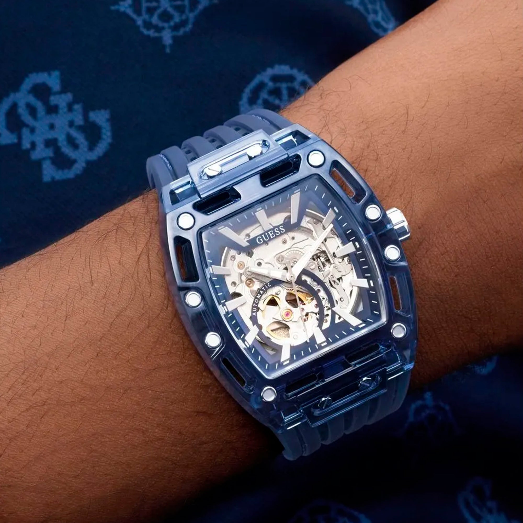 Reloj Guess Phoenix Exkeleto Caballero