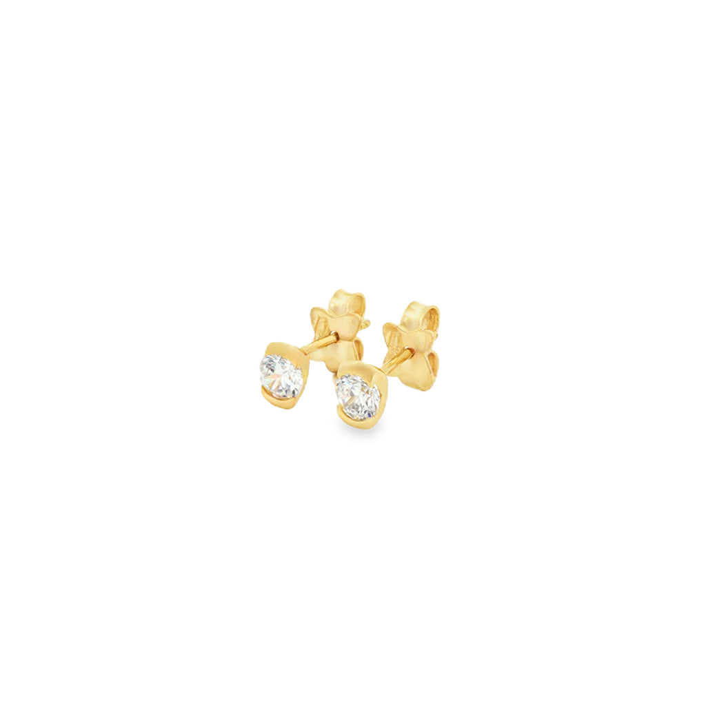 ARETES ZIRCÓN OVAL