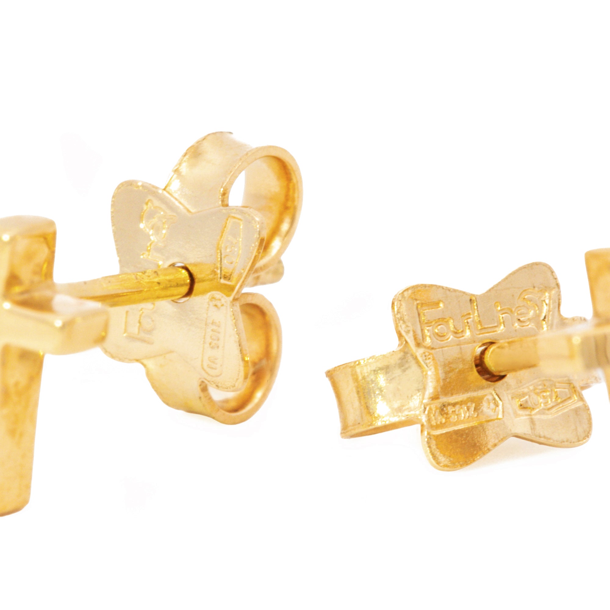 ARETES CRUZ