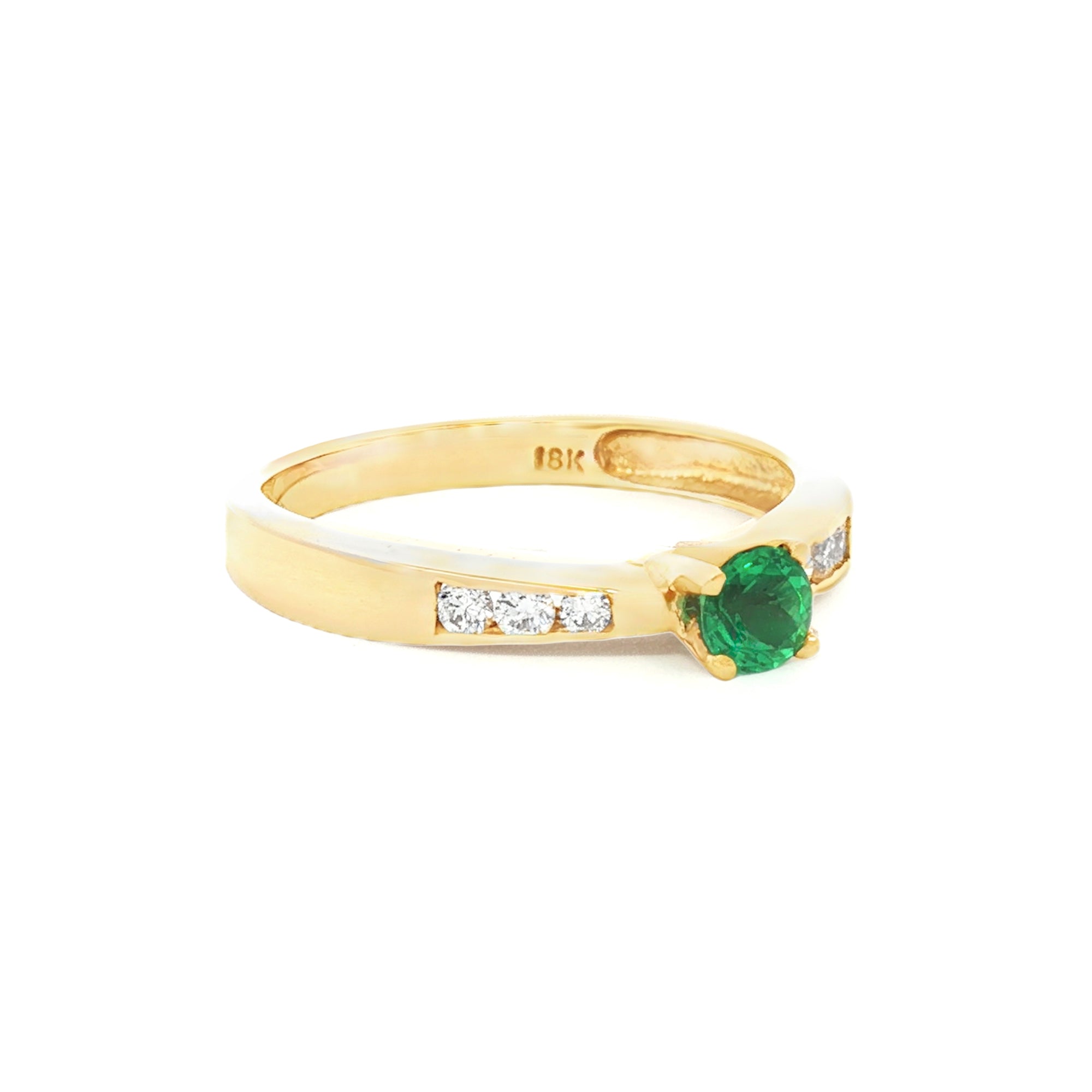 ANILO SOLITARIO ESMERALDA Y DIAMANTES