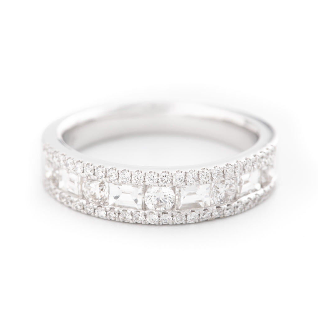 ARGOLLA CON DIAMANTES