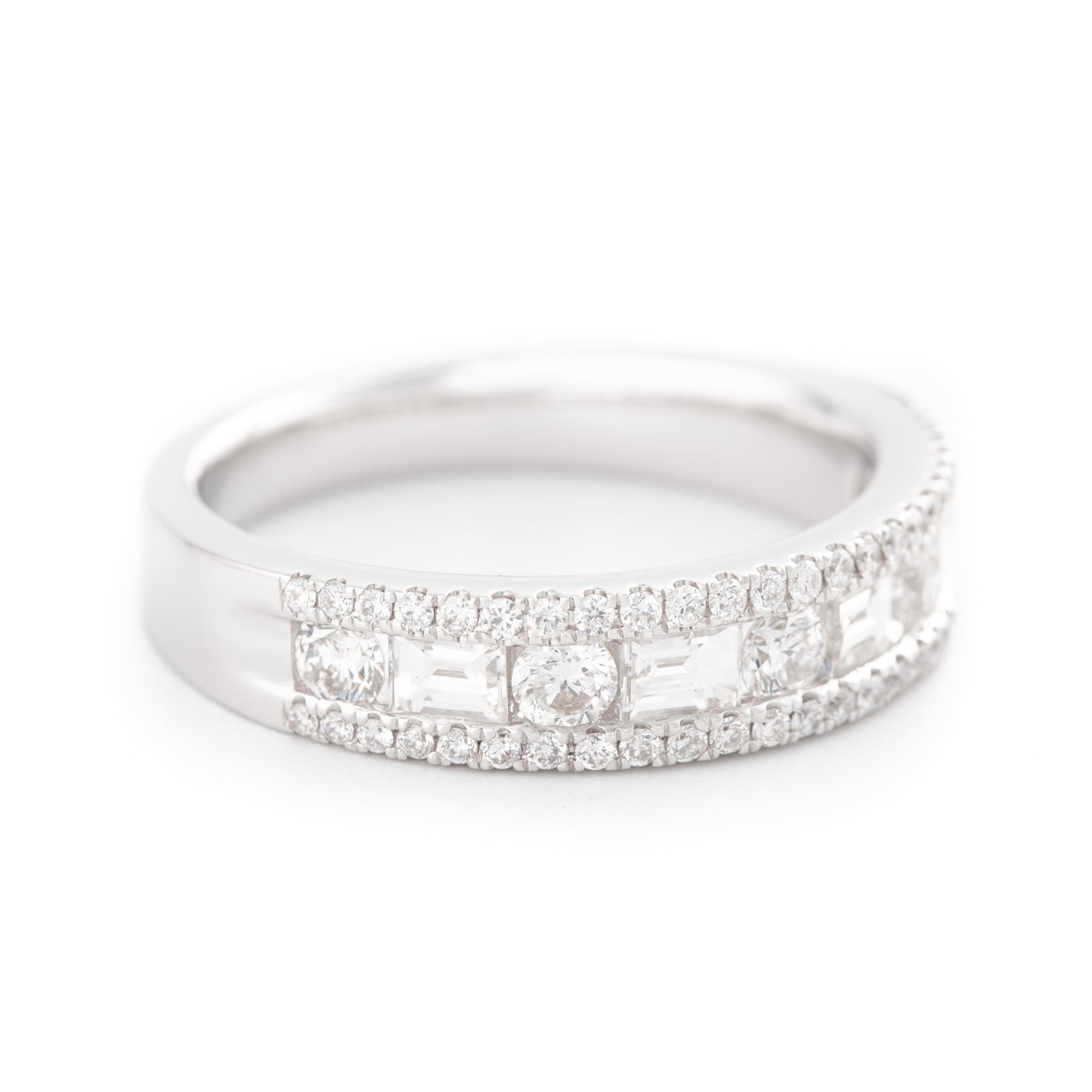 ARGOLLA CON DIAMANTES