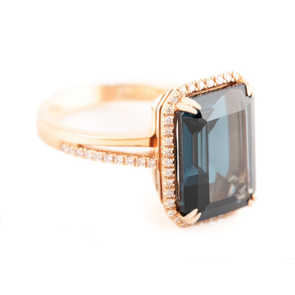 ANILLO TOPACIO CON DIAMANTES