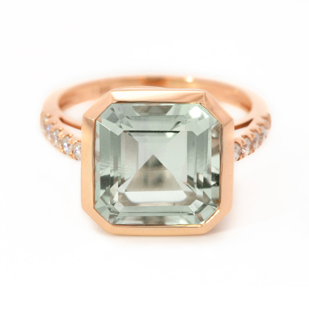 ANILLO AMATISTA VERDE DIAMANTES CUADRADO