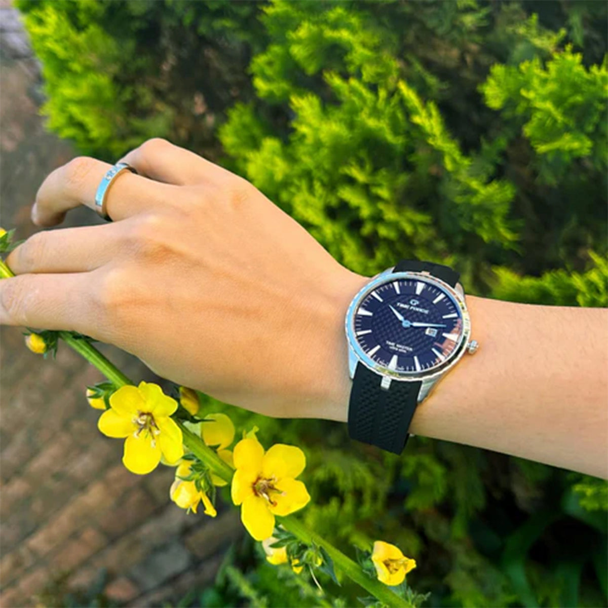 Reloj Time Force Time Master Ultra Slim Dama