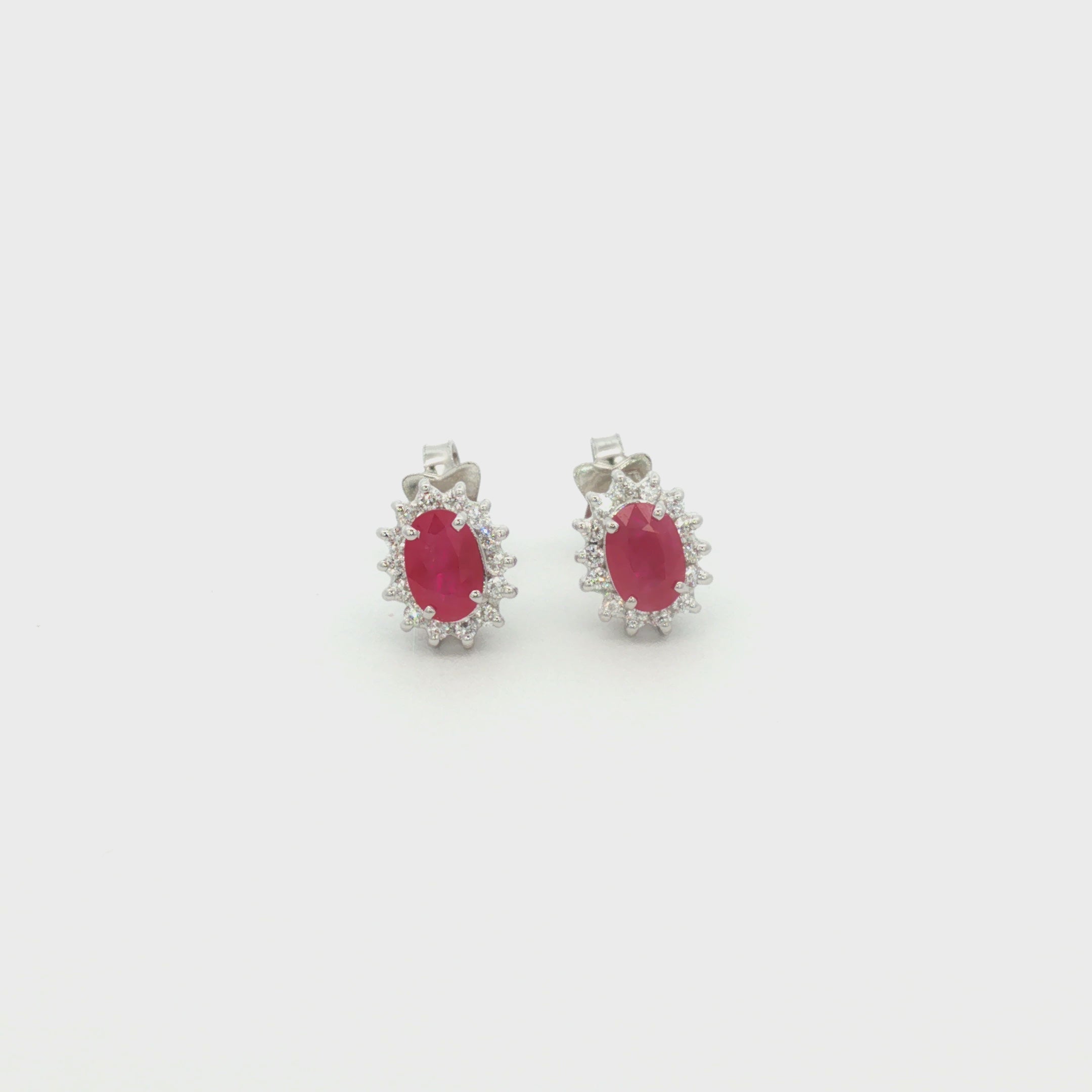ARETES FLOR RUBÍ Y DIAMANTES