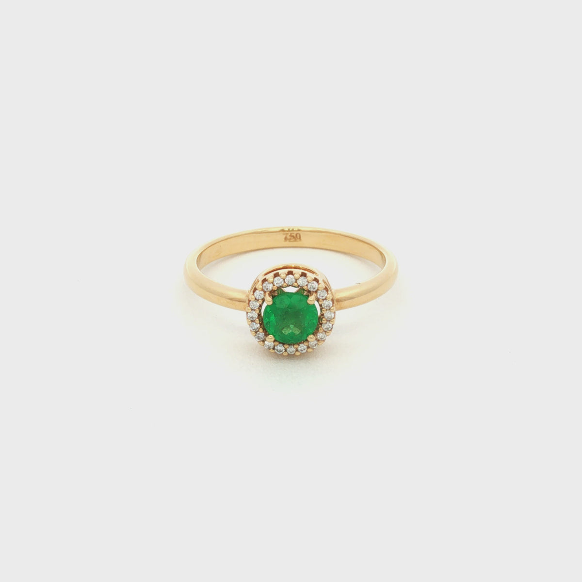 ANILLO CON ESMERALDA Y DIAMANTES