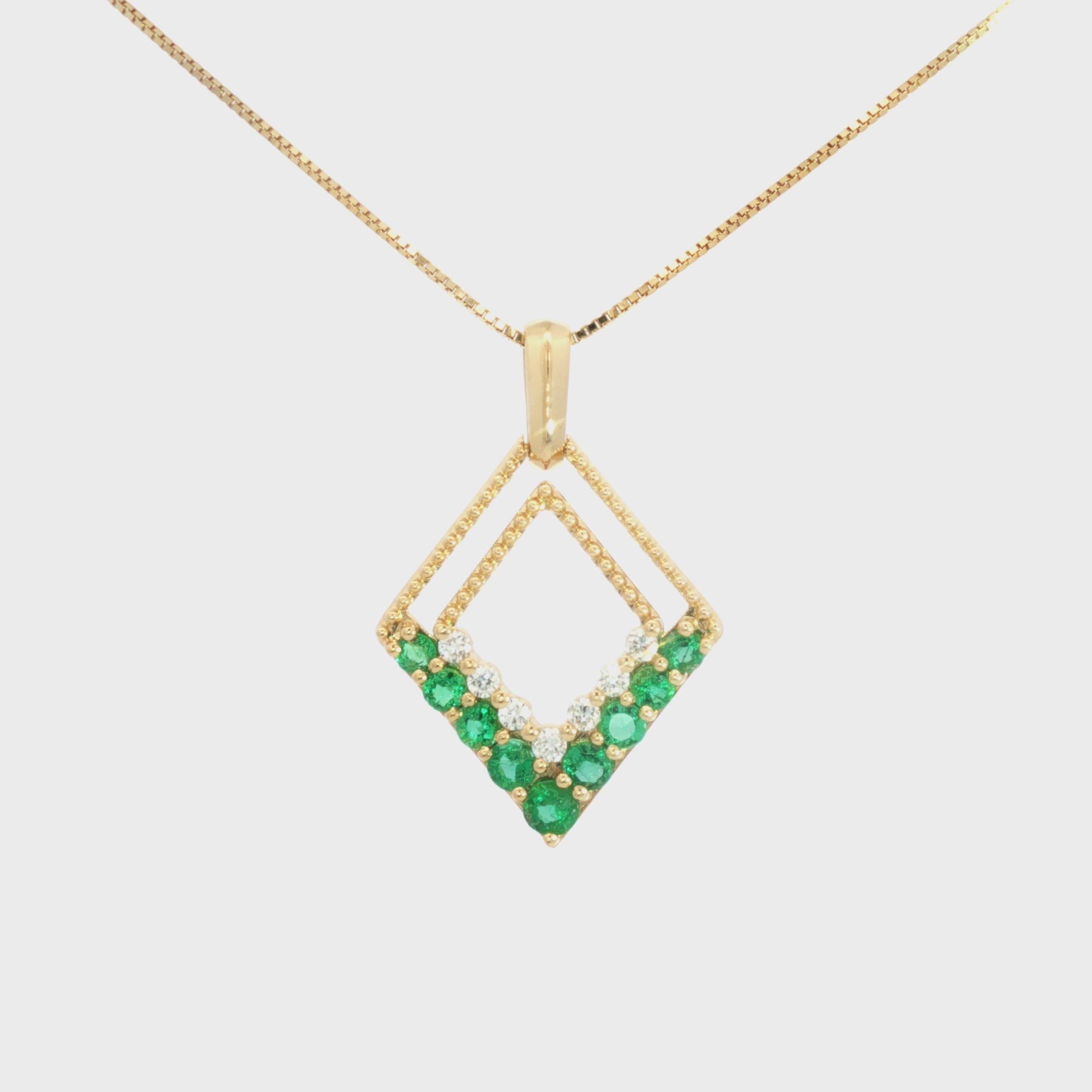 DIJE ROMBO ESMERALDAS Y DIAMANTES
