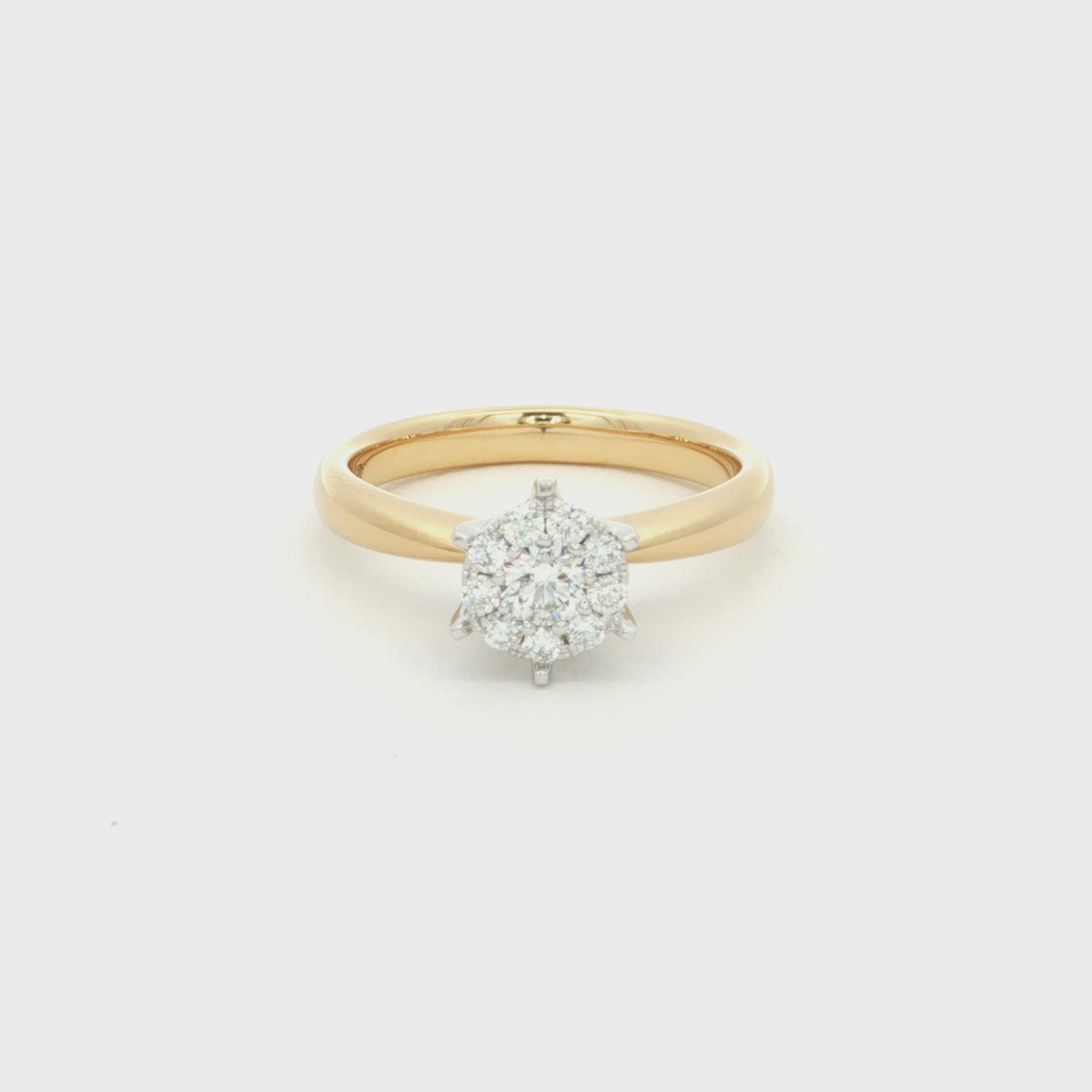 ANILLO CLUSTER CON DIAMANTES
