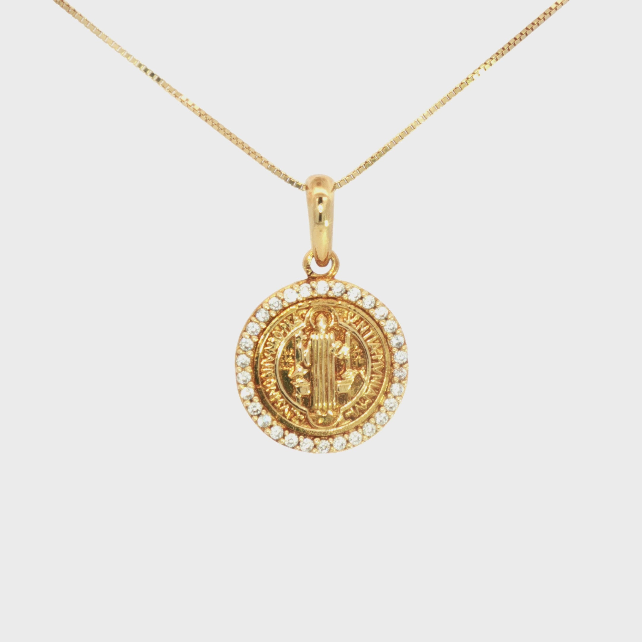 MEDALLA SAN BENITO CON ZIRCONES