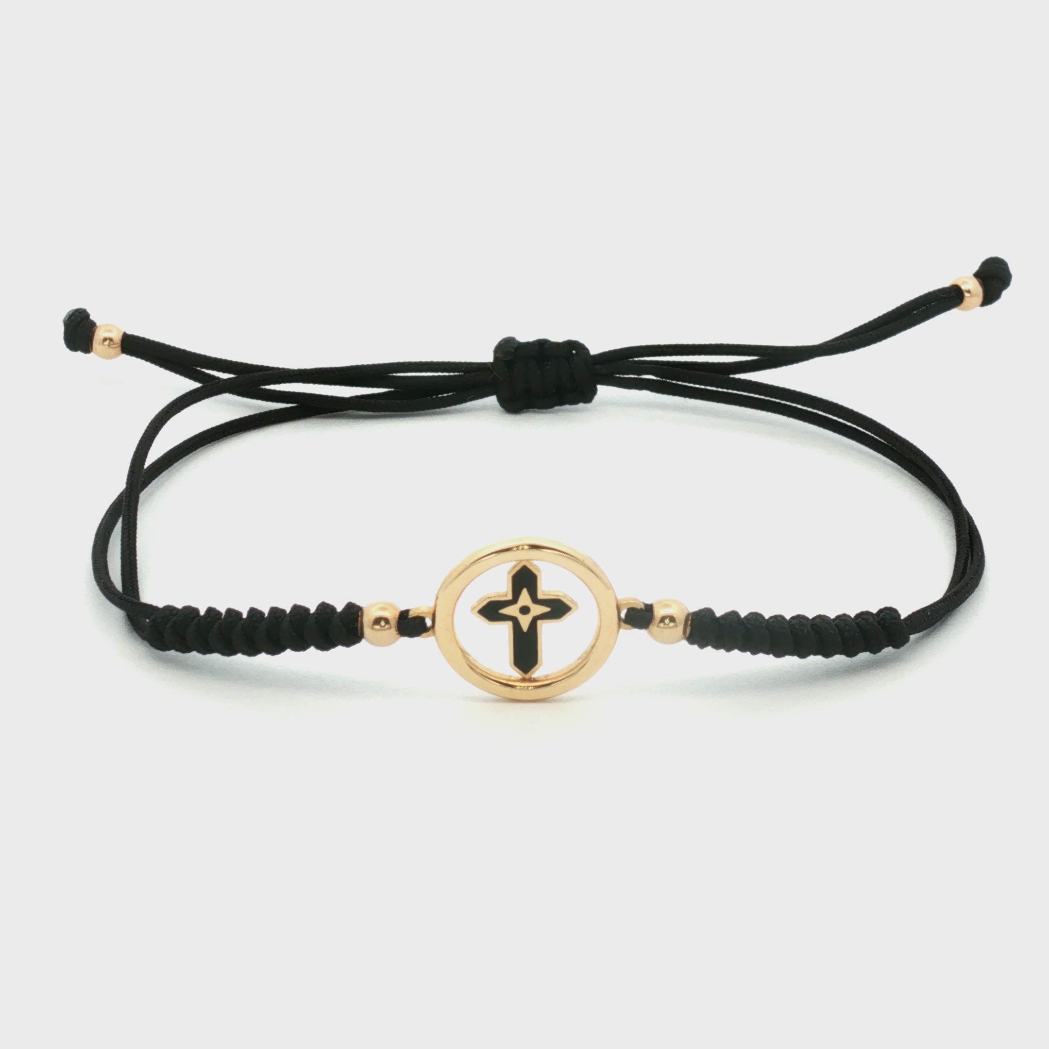 PULSERA HILO NEGRO CRUZ ESMALTADA