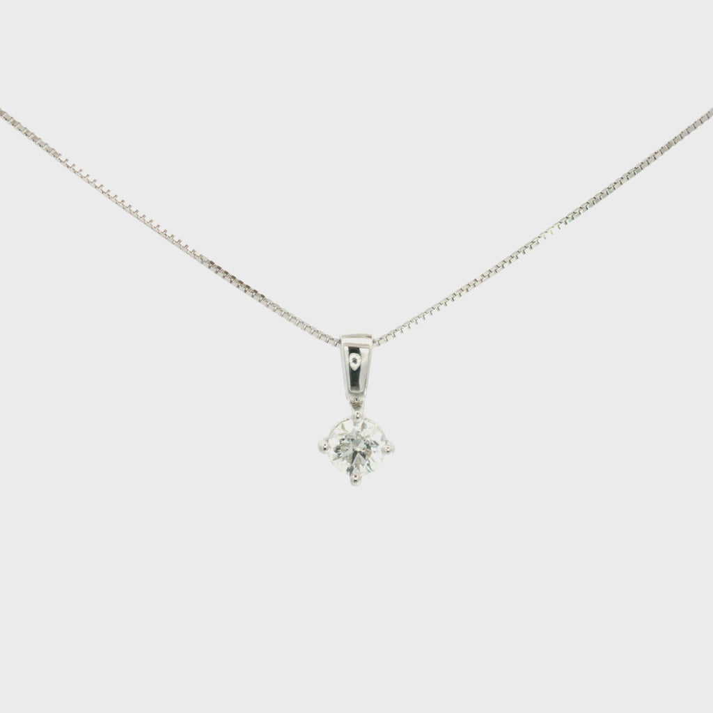 DIJE CON DIAMANTE