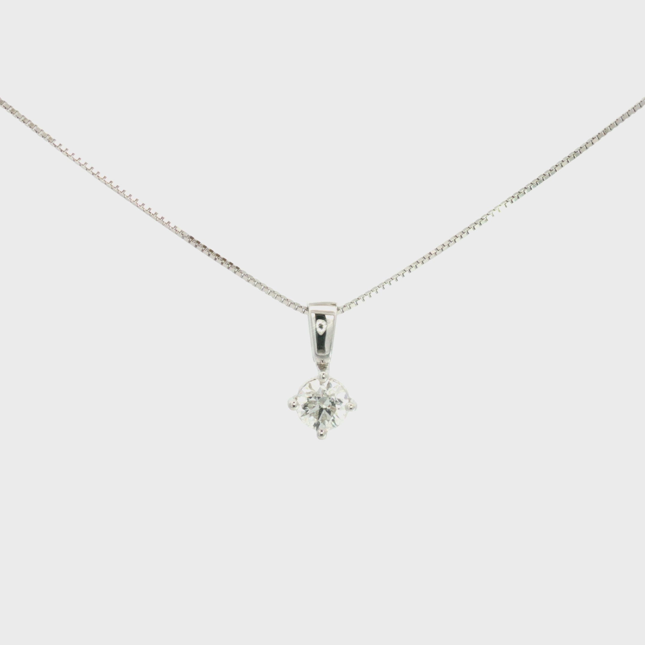 DIJE CON DIAMANTE