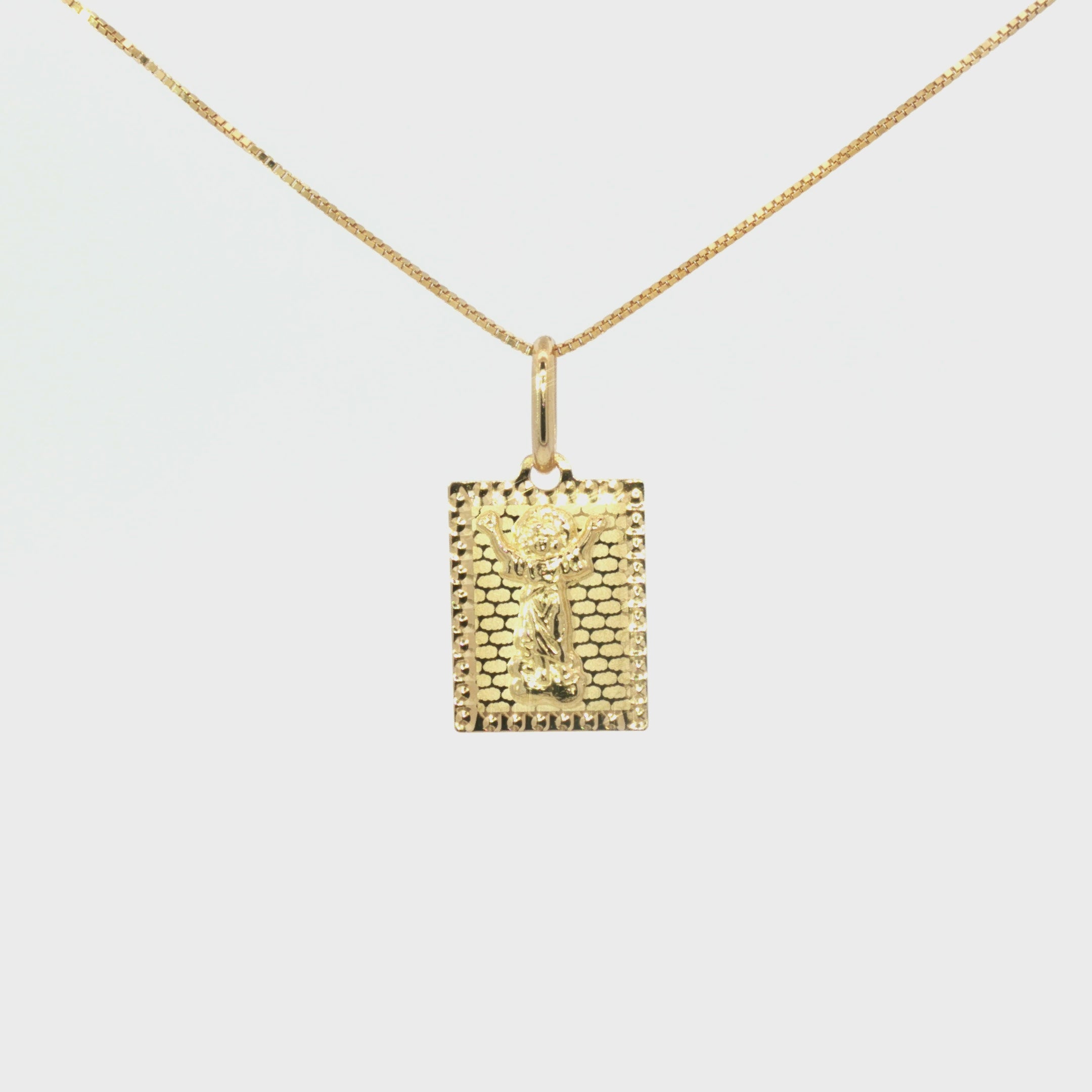 MEDALLA CUADRADA DIVINO NIÑO