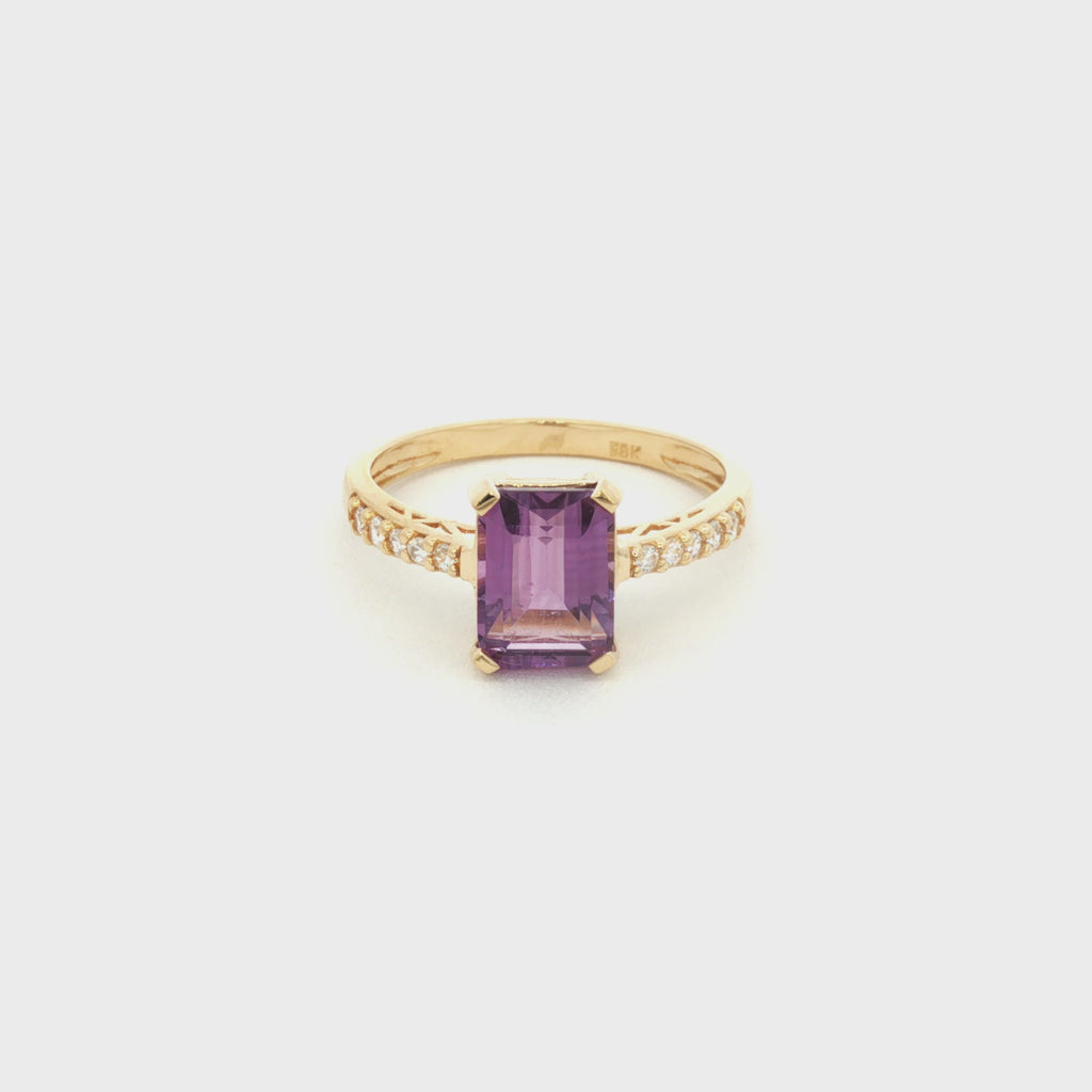 ANILLO SOLITARIO AMATISTA CON ZIRCONES