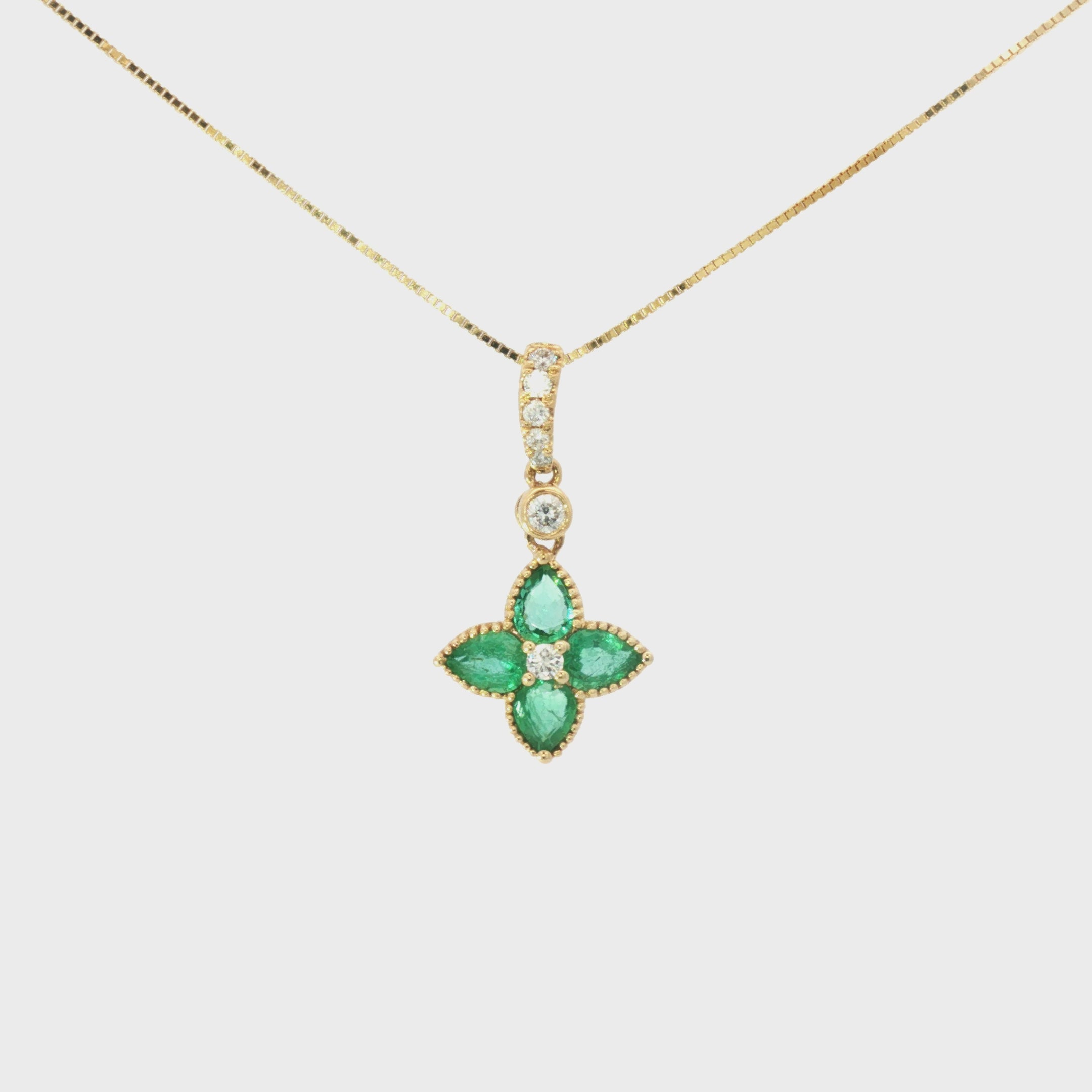 DIJE FLOR ESMERALDA Y DIAMANTES