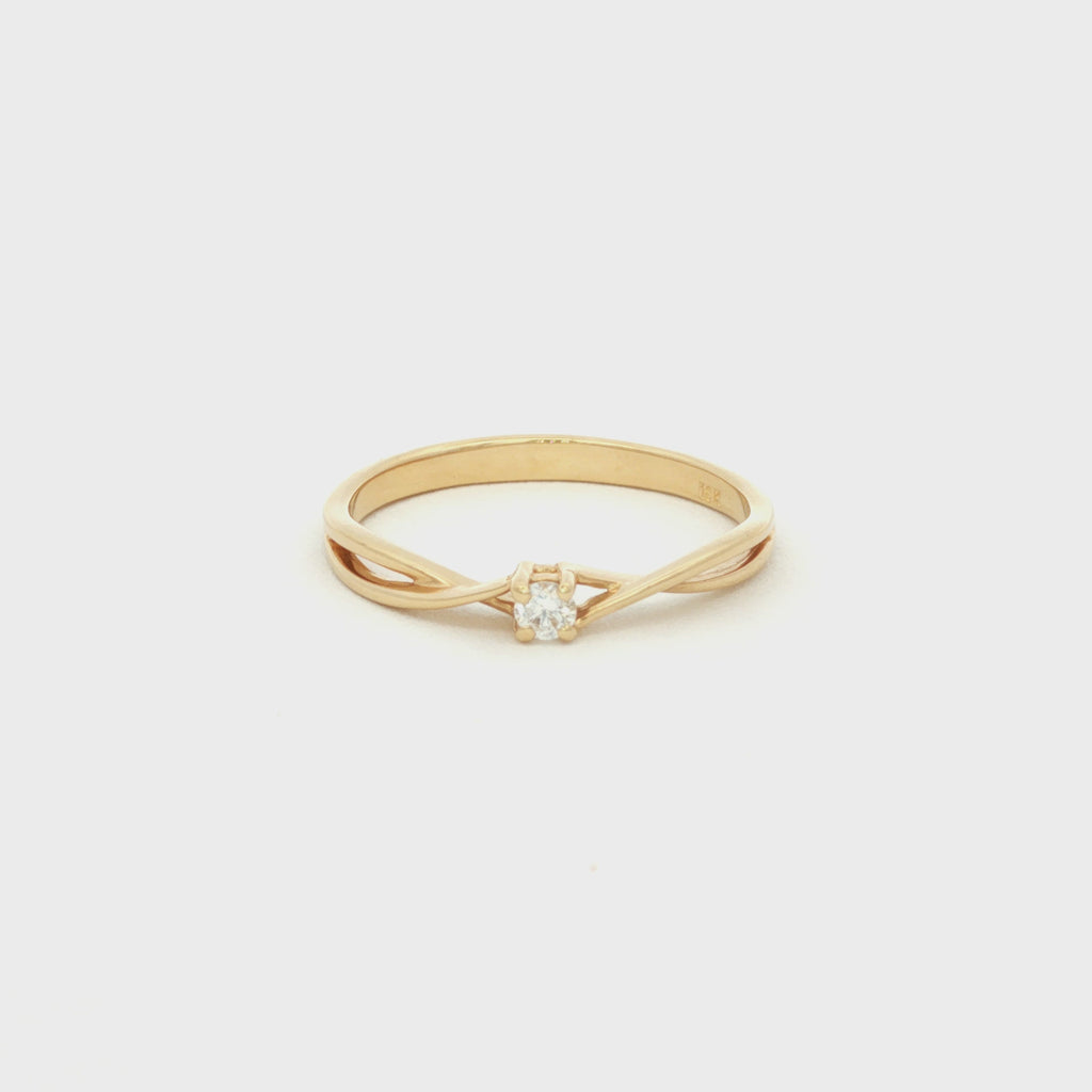 ANILLO SOLITARIO CRUZADO CON DIAMANTE