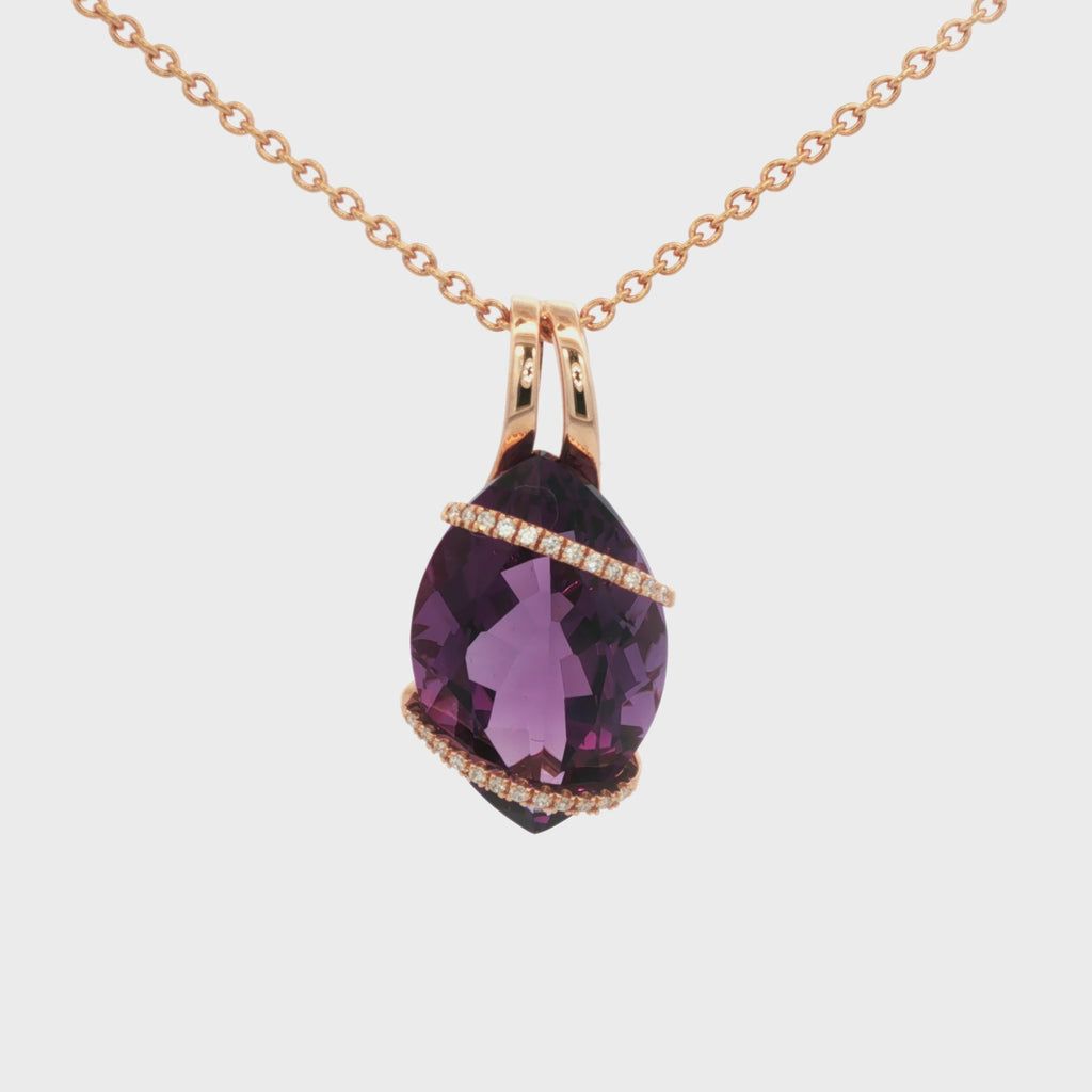 DIJE AMATISTA Y DIAMANTES