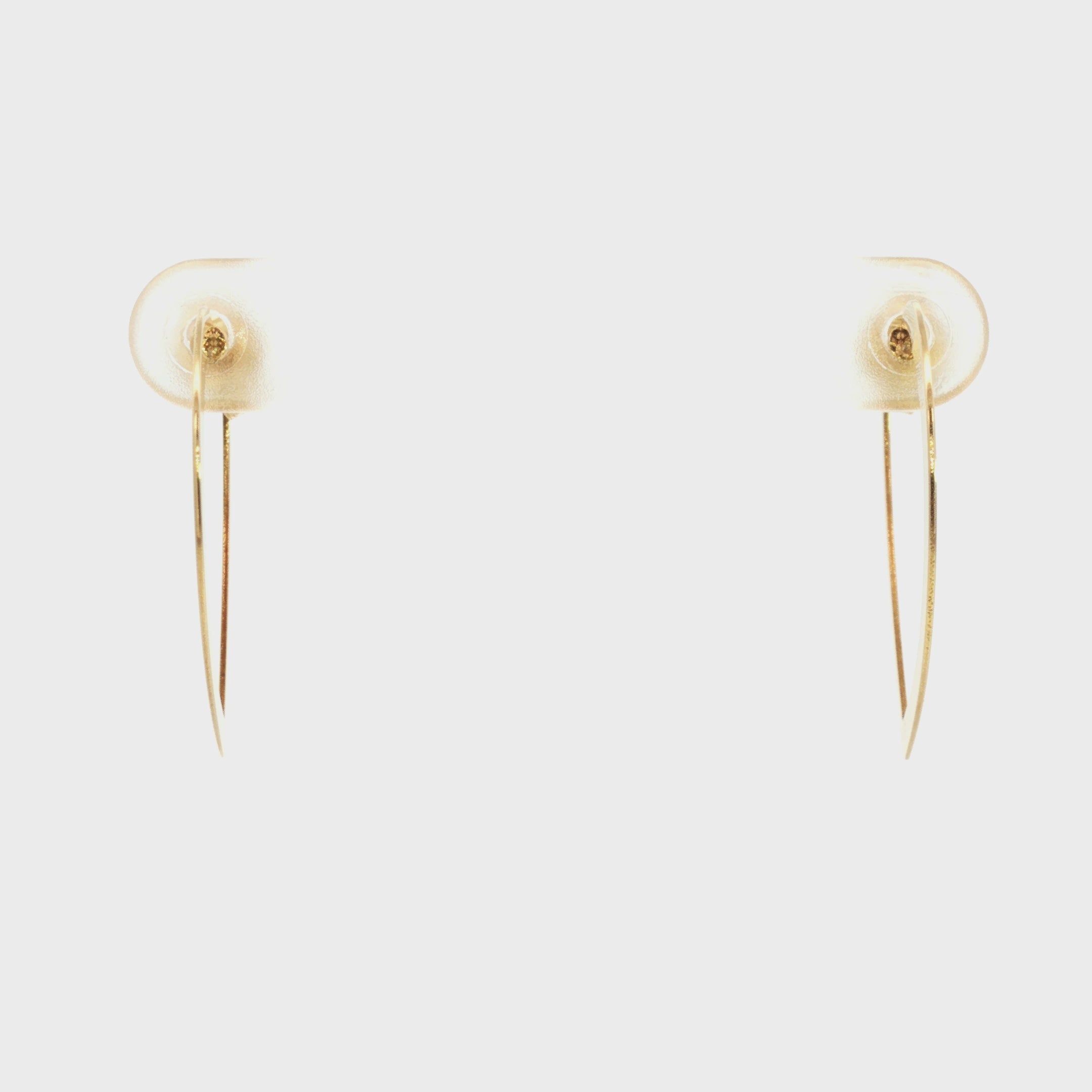 ARETES SILUETA CORAZÓN MEDIO