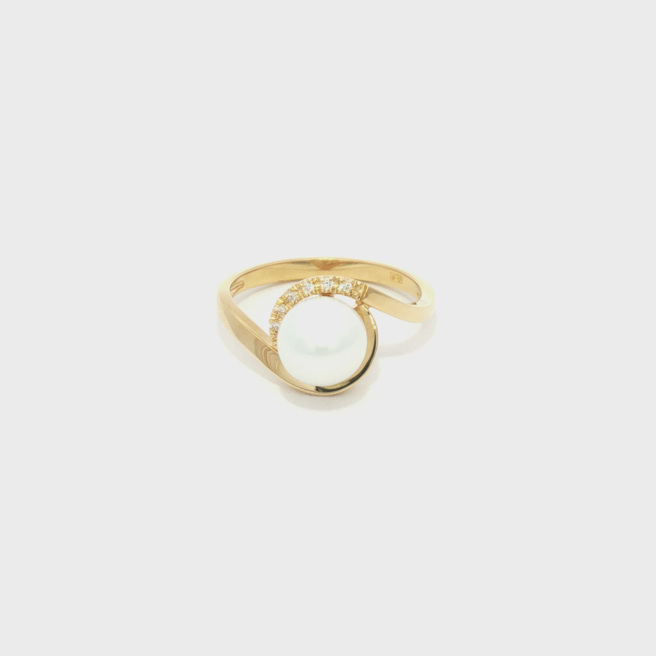 ANILLO CRUZADO ESPIRAL PERLA Y DIAMANTES