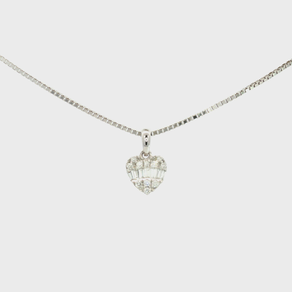 DIJE CORAZÓN CON DIAMANTES