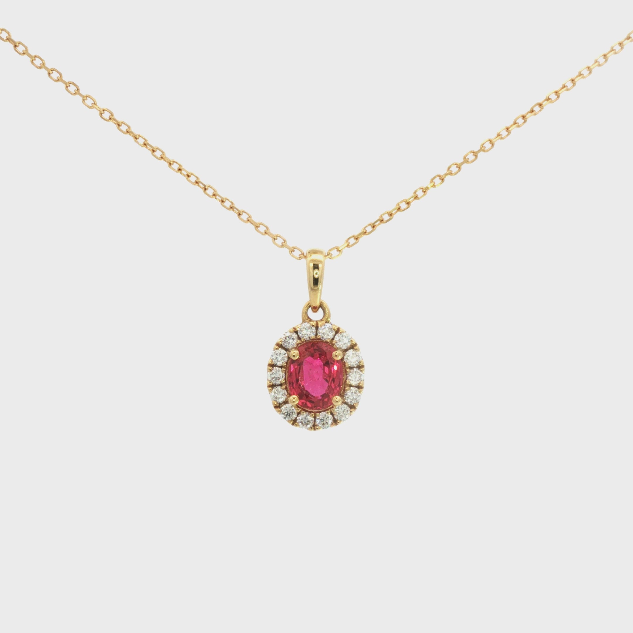 DIJE RUBÍ OVAL CON DIAMANTES