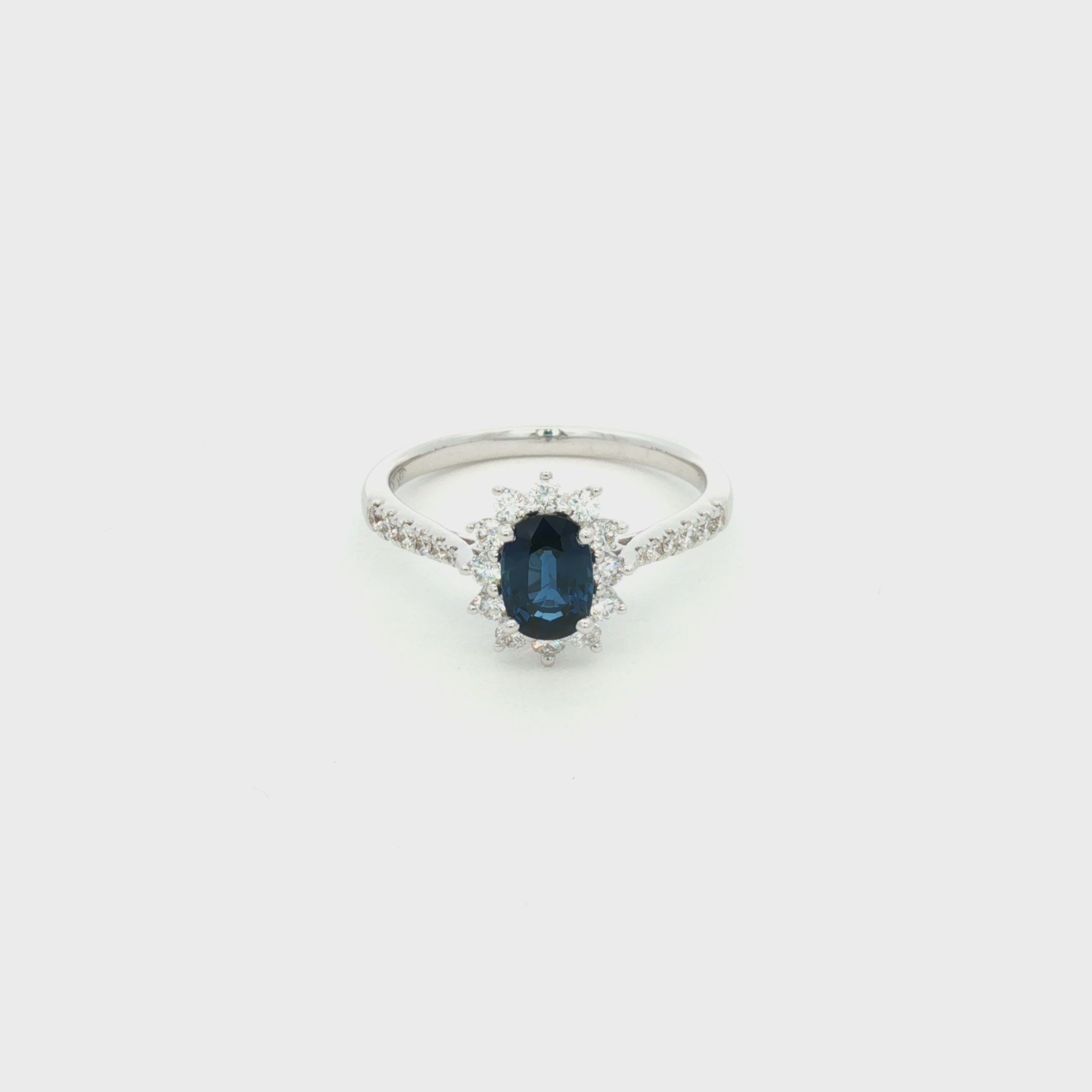 ANILLO FLOR CON ZAFIRO Y DIAMANTES