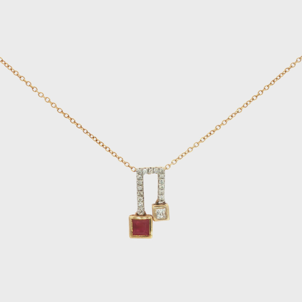 GARGANTILLA CON RUBÍ Y DIAMANTES