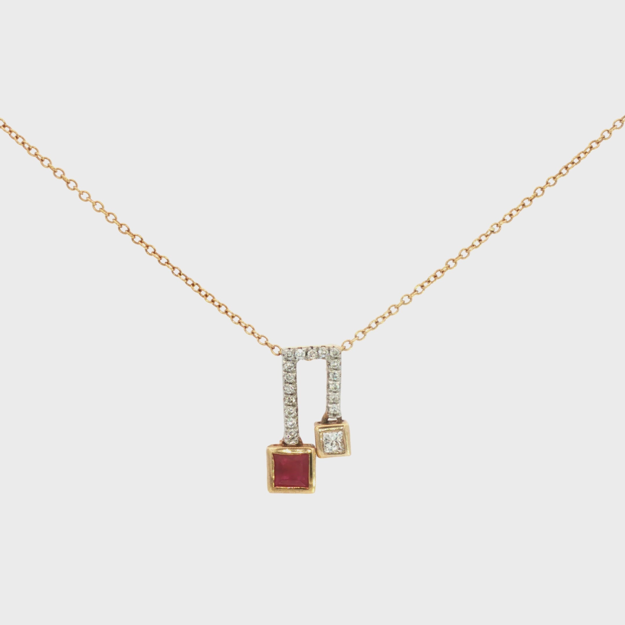 GARGANTILLA CON RUBÍ Y DIAMANTES