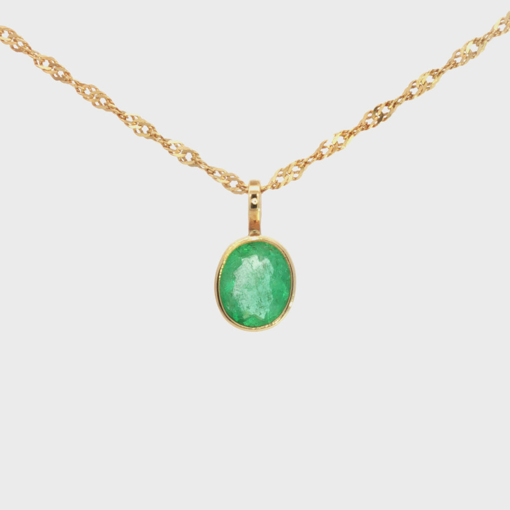 DIJE ESMERALDA OVAL BISEL